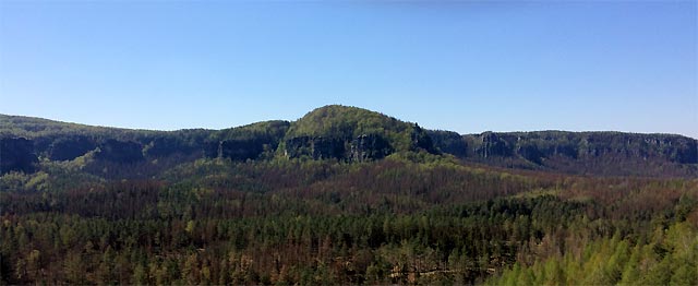 Blick vom Rabentürmchen zum Kleinen Winterberg Blick vom Rabentürmchen zum Kleinen Winterberg