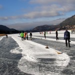 Eislaufen am Weißensee in Kärnten Eislaufen am Weißensee in Kärnten