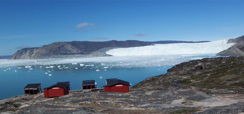 Blick von der Eqi-Lodge zum Gletscher